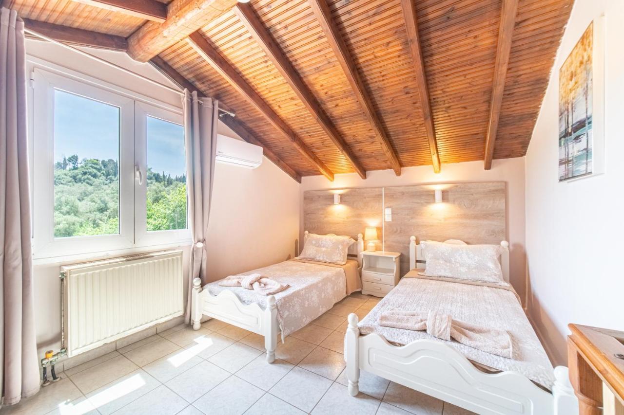 Villa Logas Peroulades  Exterior photo